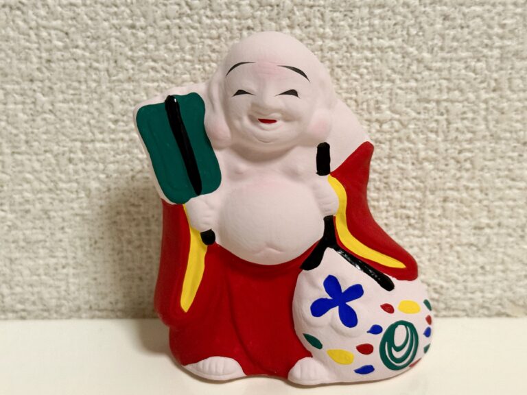 京都の昔ながらの文化 「伏見人形」の布袋さん