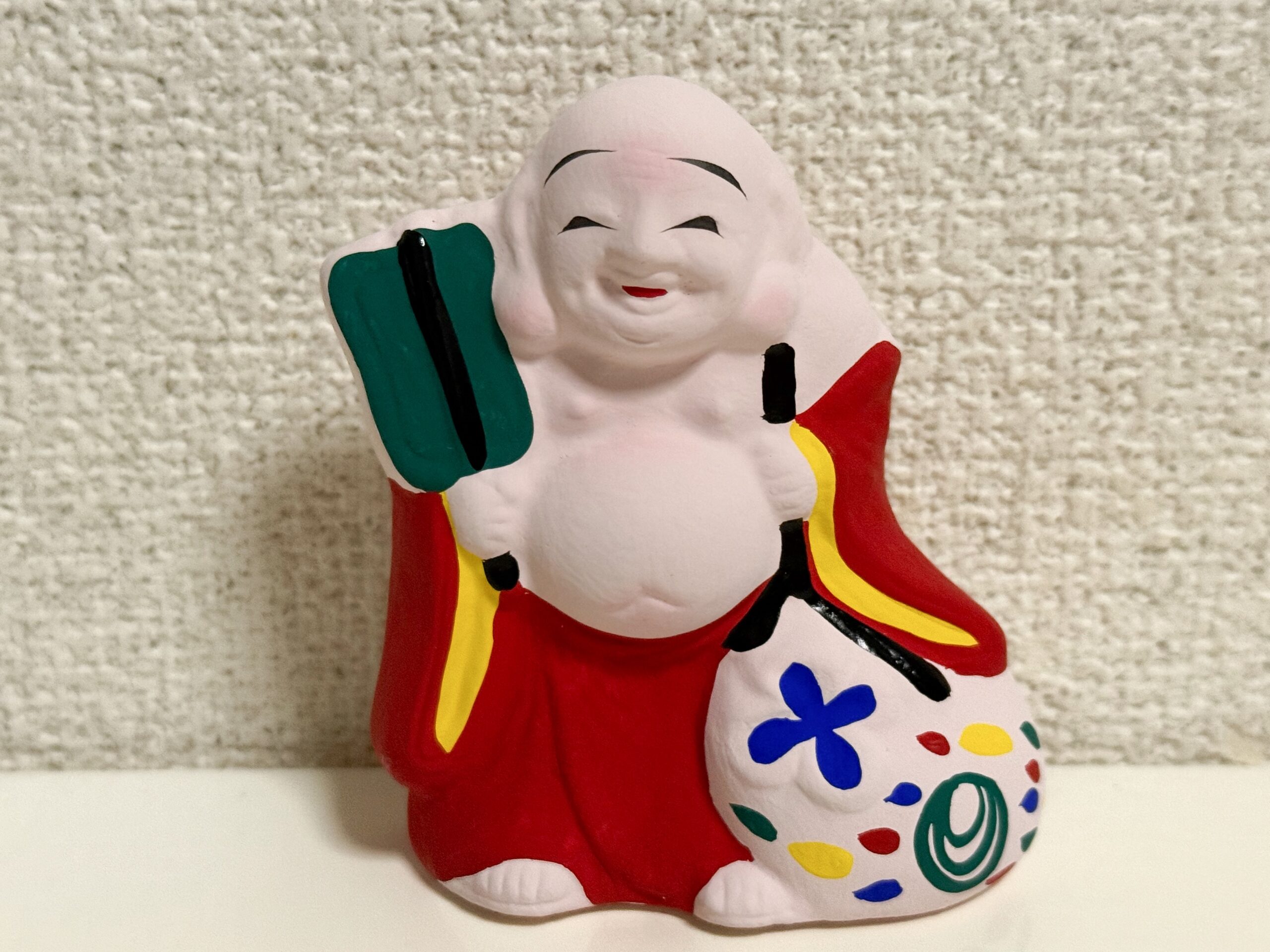 伏見人形の布袋さん