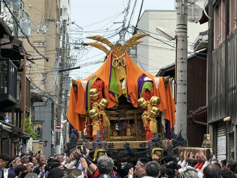 LUTENの氏神さま 伏見稲荷大社の稲荷祭氏子祭