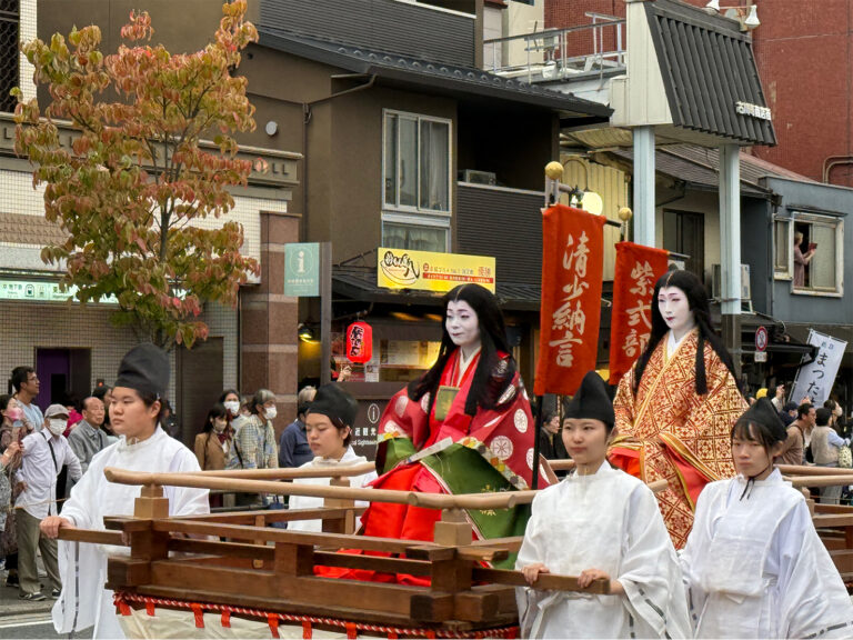 １０月２２日は時代祭を見学しよう！歴史上の人物や鳳輦が登場する大行列